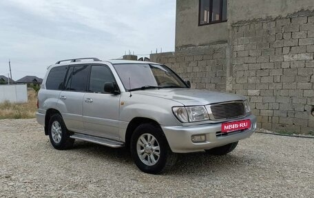 Toyota Land Cruiser 100 рестайлинг 2, 2000 год, 1 380 000 рублей, 4 фотография