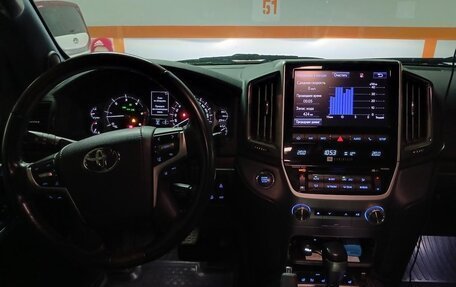 Toyota Land Cruiser 200, 2019 год, 7 700 000 рублей, 7 фотография