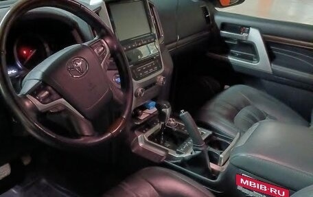 Toyota Land Cruiser 200, 2019 год, 7 700 000 рублей, 13 фотография