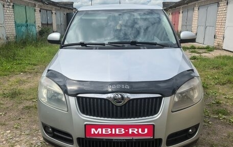 Skoda Fabia II, 2008 год, 650 000 рублей, 2 фотография