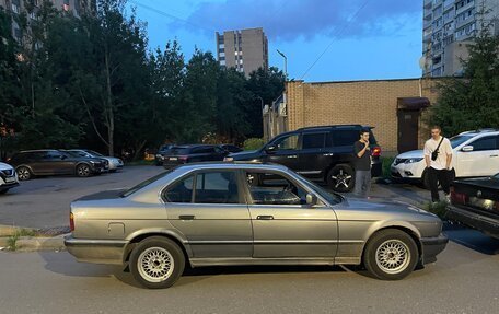 BMW 5 серия, 1991 год, 350 000 рублей, 6 фотография