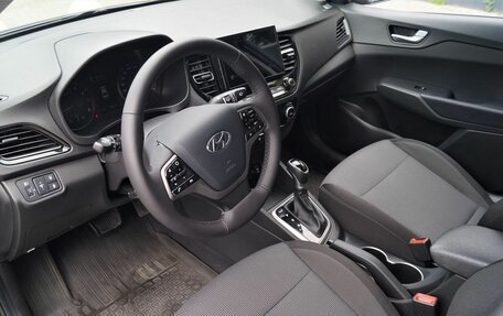Hyundai Solaris II рестайлинг, 2021 год, 1 350 000 рублей, 13 фотография