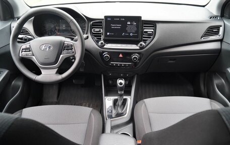 Hyundai Solaris II рестайлинг, 2021 год, 1 350 000 рублей, 24 фотография