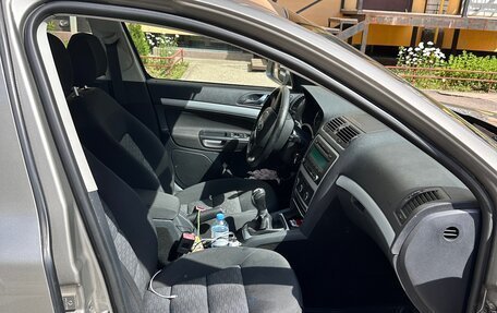 Skoda Octavia, 2010 год, 750 000 рублей, 9 фотография
