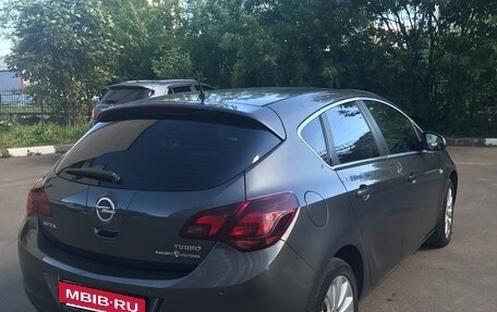 Opel Astra J, 2011 год, 770 000 рублей, 6 фотография