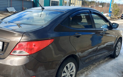 Hyundai Solaris II рестайлинг, 2015 год, 590 000 рублей, 1 фотография