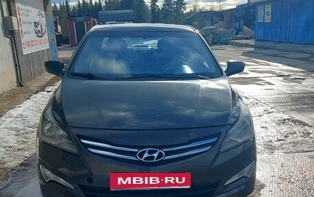 Hyundai Solaris II рестайлинг, 2015 год, 590 000 рублей, 2 фотография