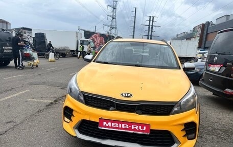 KIA Rio IV, 2021 год, 1 000 000 рублей, 1 фотография