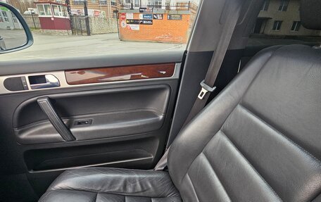 Volkswagen Touareg III, 2008 год, 1 000 000 рублей, 22 фотография
