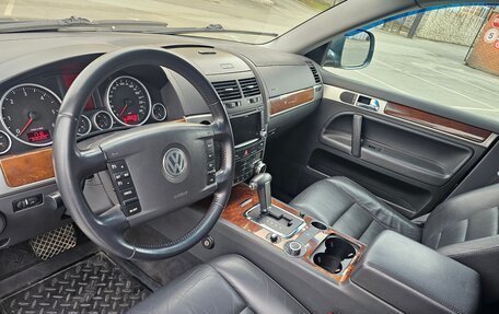 Volkswagen Touareg III, 2008 год, 1 000 000 рублей, 25 фотография