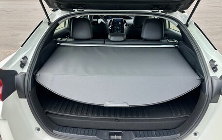 Toyota Prius IV XW50, 2020 год, 2 400 000 рублей, 16 фотография