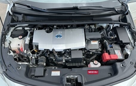Toyota Prius IV XW50, 2020 год, 2 400 000 рублей, 17 фотография