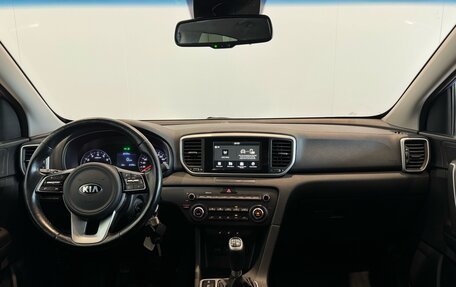 KIA Sportage IV рестайлинг, 2019 год, 1 890 000 рублей, 10 фотография