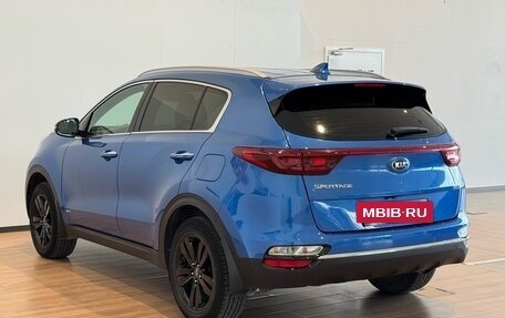 KIA Sportage IV рестайлинг, 2019 год, 1 890 000 рублей, 4 фотография