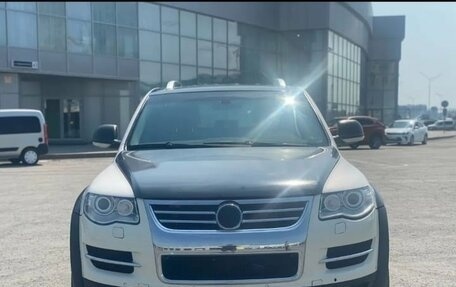 Volkswagen Touareg III, 2008 год, 2 250 000 рублей, 1 фотография