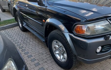 Mitsubishi Pajero Sport II рестайлинг, 2004 год, 850 000 рублей, 2 фотография