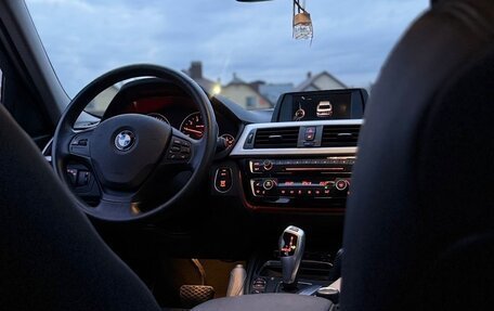 BMW 3 серия, 2015 год, 2 000 000 рублей, 13 фотография