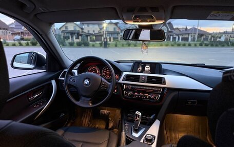 BMW 3 серия, 2015 год, 2 000 000 рублей, 19 фотография