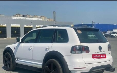 Volkswagen Touareg III, 2008 год, 2 250 000 рублей, 2 фотография