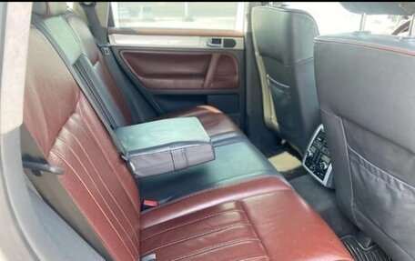 Volkswagen Touareg III, 2008 год, 2 250 000 рублей, 26 фотография