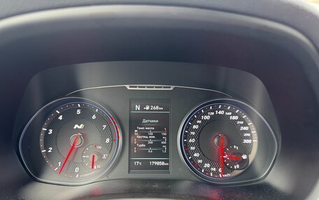 Hyundai i30 N, 2019 год, 1 810 000 рублей, 13 фотография