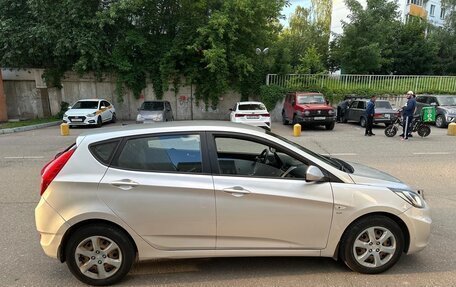 Hyundai Solaris II рестайлинг, 2014 год, 777 777 рублей, 1 фотография