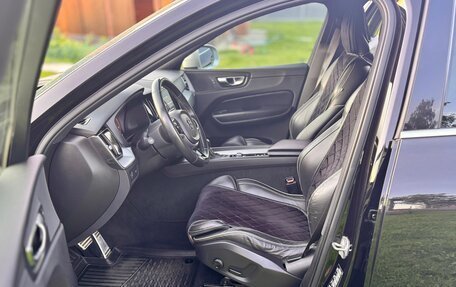 Volvo XC60 II, 2018 год, 3 450 000 рублей, 5 фотография