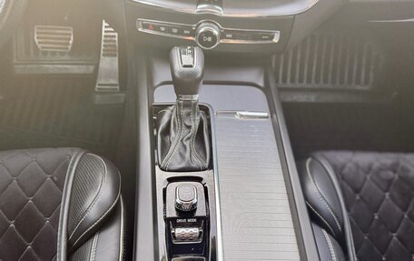 Volvo XC60 II, 2018 год, 3 450 000 рублей, 8 фотография