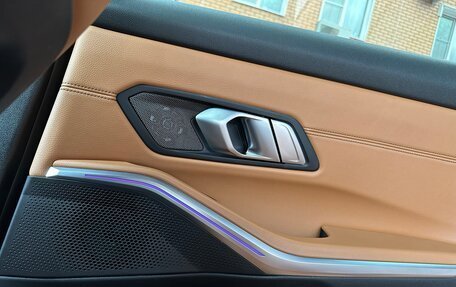 BMW 3 серия, 2019 год, 4 890 000 рублей, 32 фотография