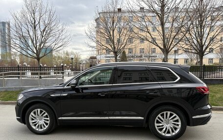 Volkswagen Touareg III, 2018 год, 4 950 000 рублей, 5 фотография
