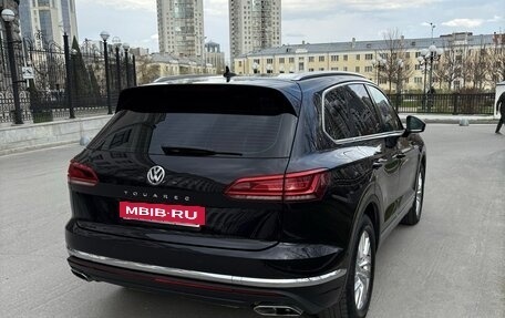 Volkswagen Touareg III, 2018 год, 4 950 000 рублей, 7 фотография