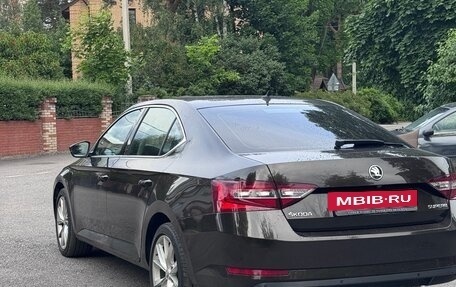 Skoda Superb III рестайлинг, 2016 год, 2 200 000 рублей, 5 фотография