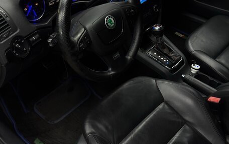 Skoda Octavia RS, 2012 год, 1 950 000 рублей, 16 фотография