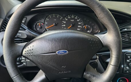 Ford Focus IV, 2001 год, 398 000 рублей, 19 фотография