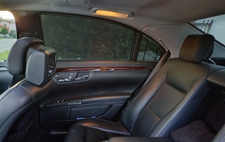 Mercedes-Benz S-Класс, 2010 год, 2 190 000 рублей, 26 фотография