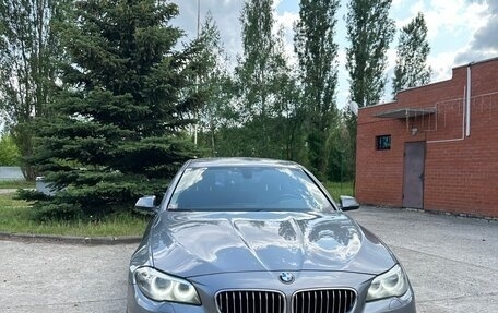 BMW 5 серия, 2015 год, 2 400 000 рублей, 11 фотография