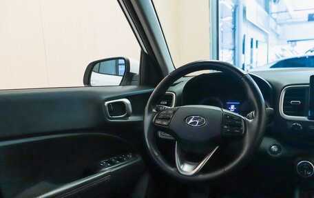 Hyundai Venue I, 2020 год, 2 100 000 рублей, 26 фотография