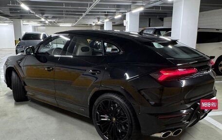 Lamborghini Urus I, 2025 год, 47 000 000 рублей, 5 фотография