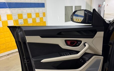 Lamborghini Urus I, 2025 год, 47 000 000 рублей, 18 фотография