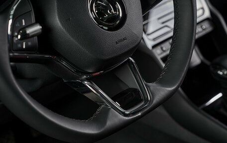 Skoda Karoq I, 2024 год, 4 000 000 рублей, 33 фотография