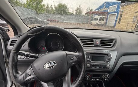 KIA Rio III рестайлинг, 2012 год, 750 000 рублей, 10 фотография