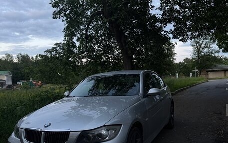 BMW 3 серия, 2008 год, 850 000 рублей, 2 фотография