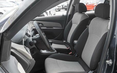 Chevrolet Cruze II, 2011 год, 649 000 рублей, 10 фотография