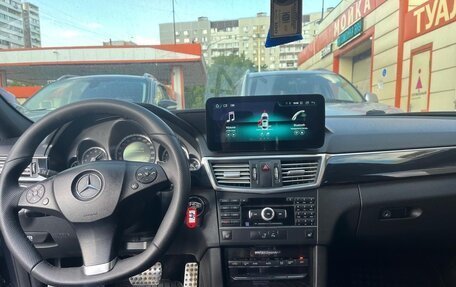 Mercedes-Benz E-Класс, 2011 год, 1 500 000 рублей, 5 фотография