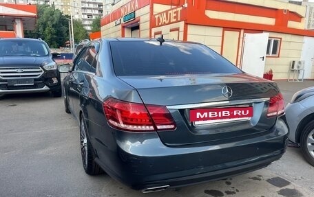 Mercedes-Benz E-Класс, 2011 год, 1 500 000 рублей, 3 фотография