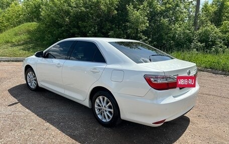 Toyota Camry, 2015 год, 1 885 000 рублей, 4 фотография