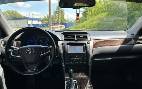 Toyota Camry, 2015 год, 1 885 000 рублей, 14 фотография