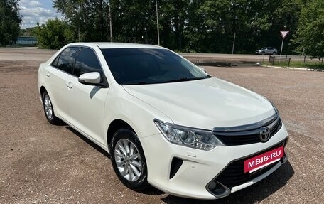 Toyota Camry, 2015 год, 1 885 000 рублей, 8 фотография