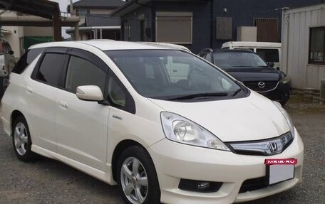 Honda Fit Shuttle I рестайлинг, 2013 год, 735 000 рублей, 3 фотография