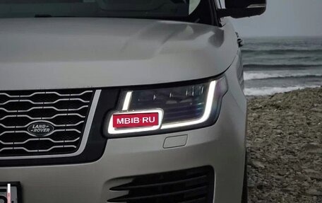 Land Rover Range Rover IV рестайлинг, 2018 год, 7 350 000 рублей, 3 фотография